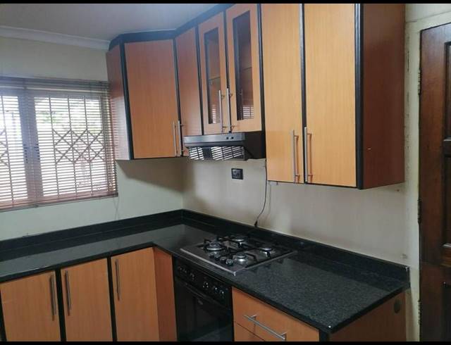 3 BEDROOM HOUSE FOR SALE IN CLAYFIELD